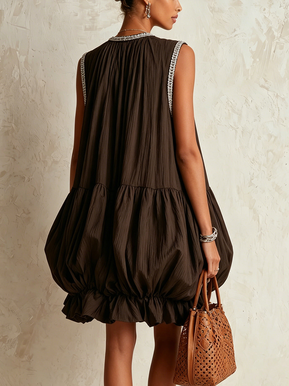 Colette | Vestido Marrón Bajo Voluminoso